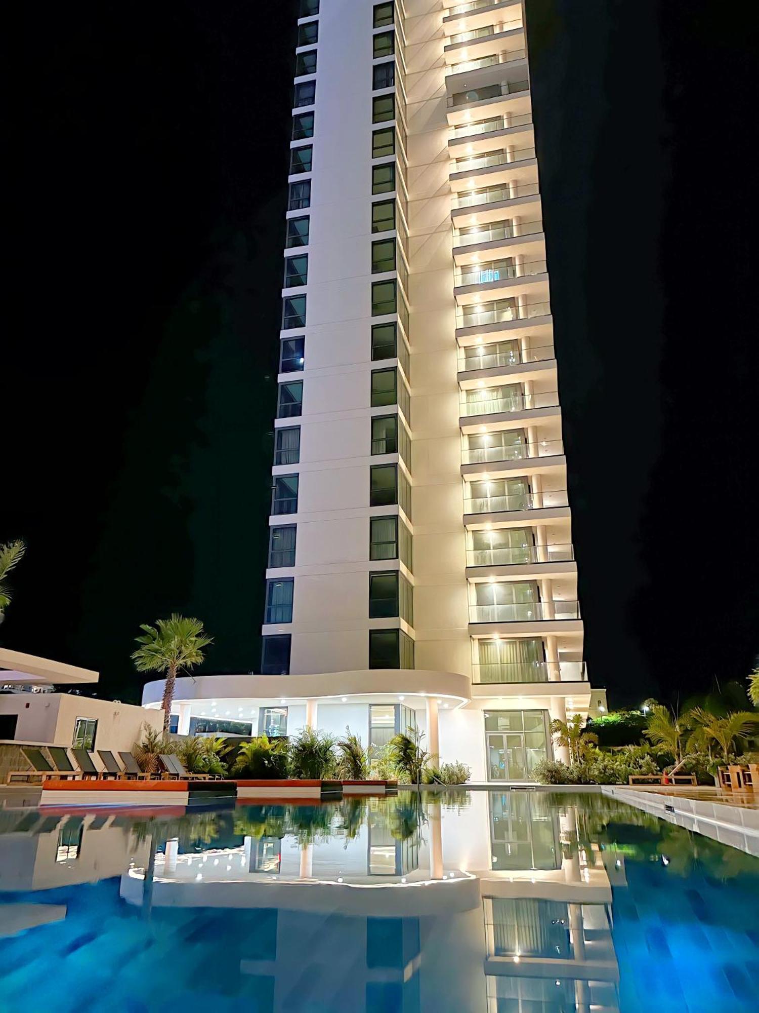 Mullet Bay Suites - Your Luxury Stay Awaits Cupecoy  Экстерьер фото